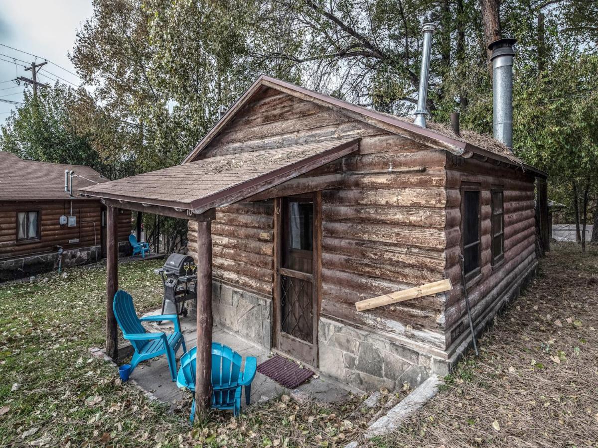 | Apache Village 10, King Studio, Midtown, Sleeps 2