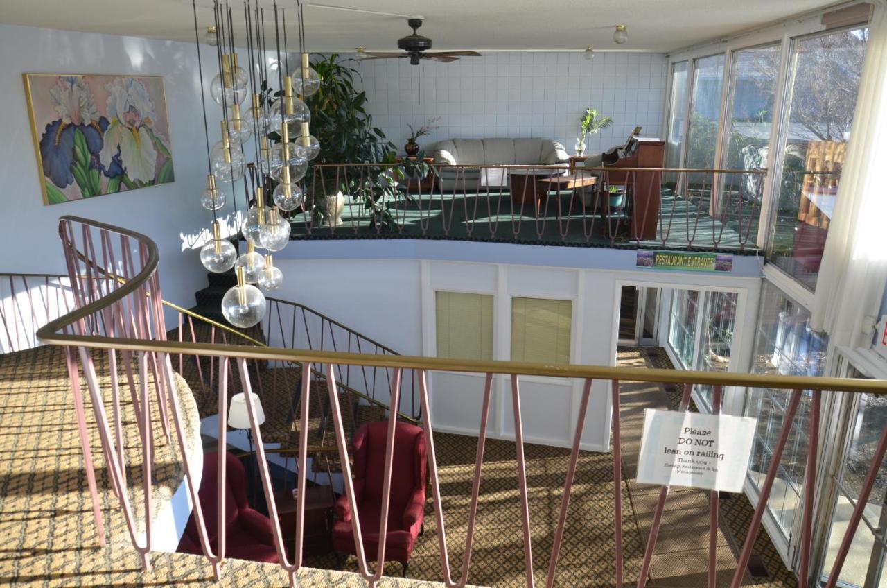 | Red Carpet Inn & Suites Ebensburg