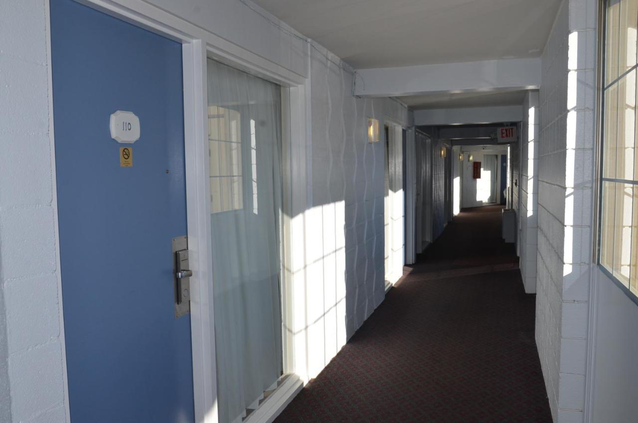 | Red Carpet Inn & Suites Ebensburg