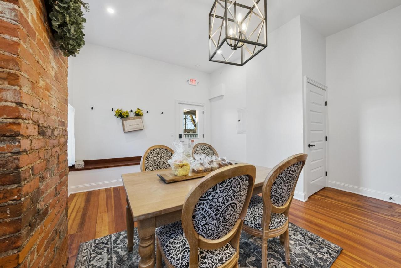  | Beautiful Condo close to Cedar Point - E