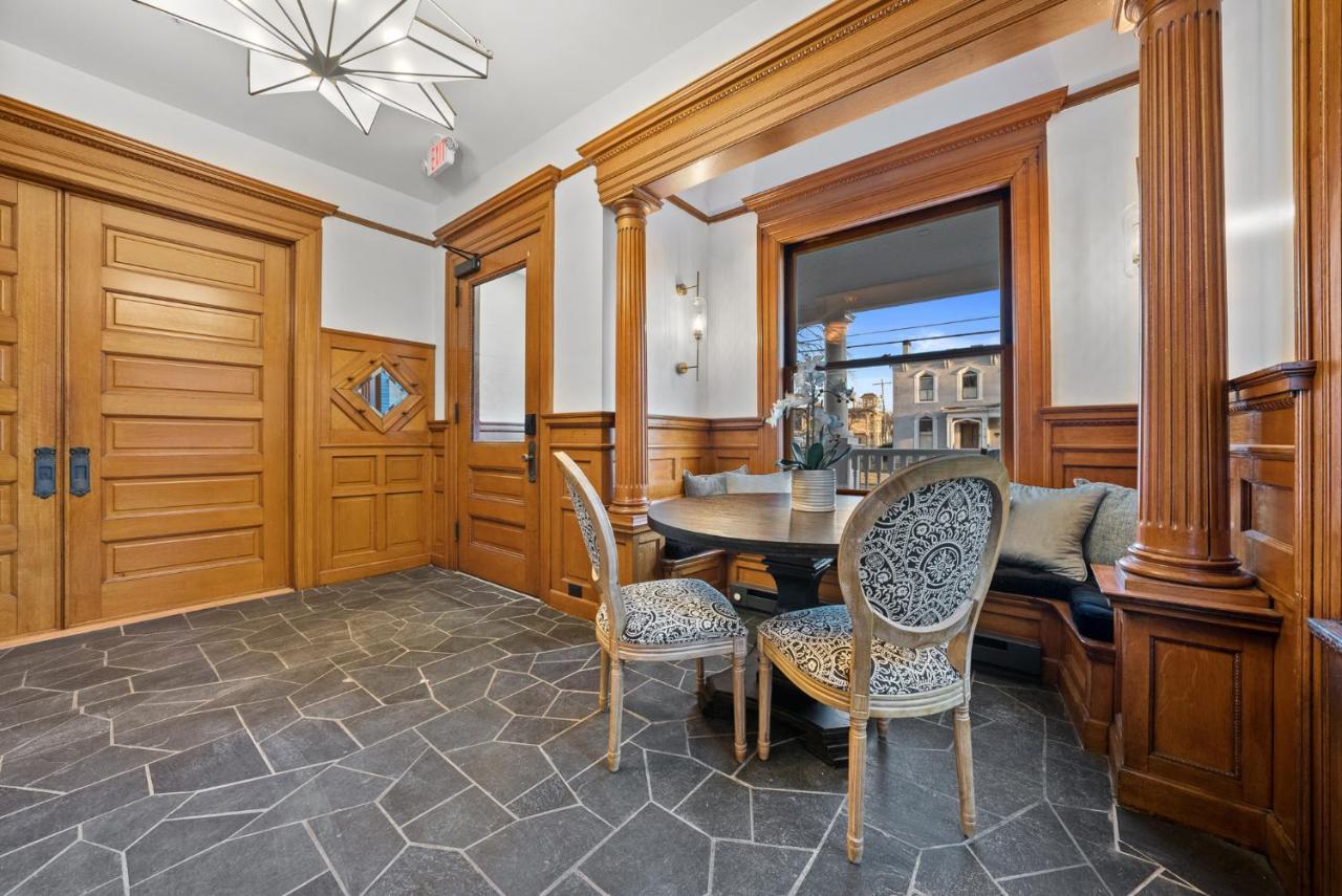  | Beautiful Condo close to Cedar Point - E