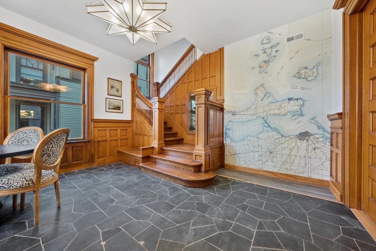 | Beautiful Condo close to Cedar Point - E