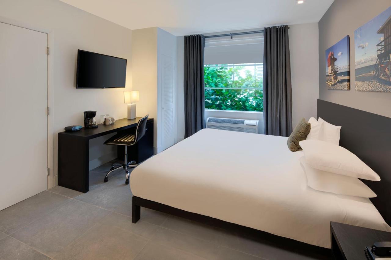 King Room - Non-Smoking at MB Hotel, Trademark Collection by Wyndham