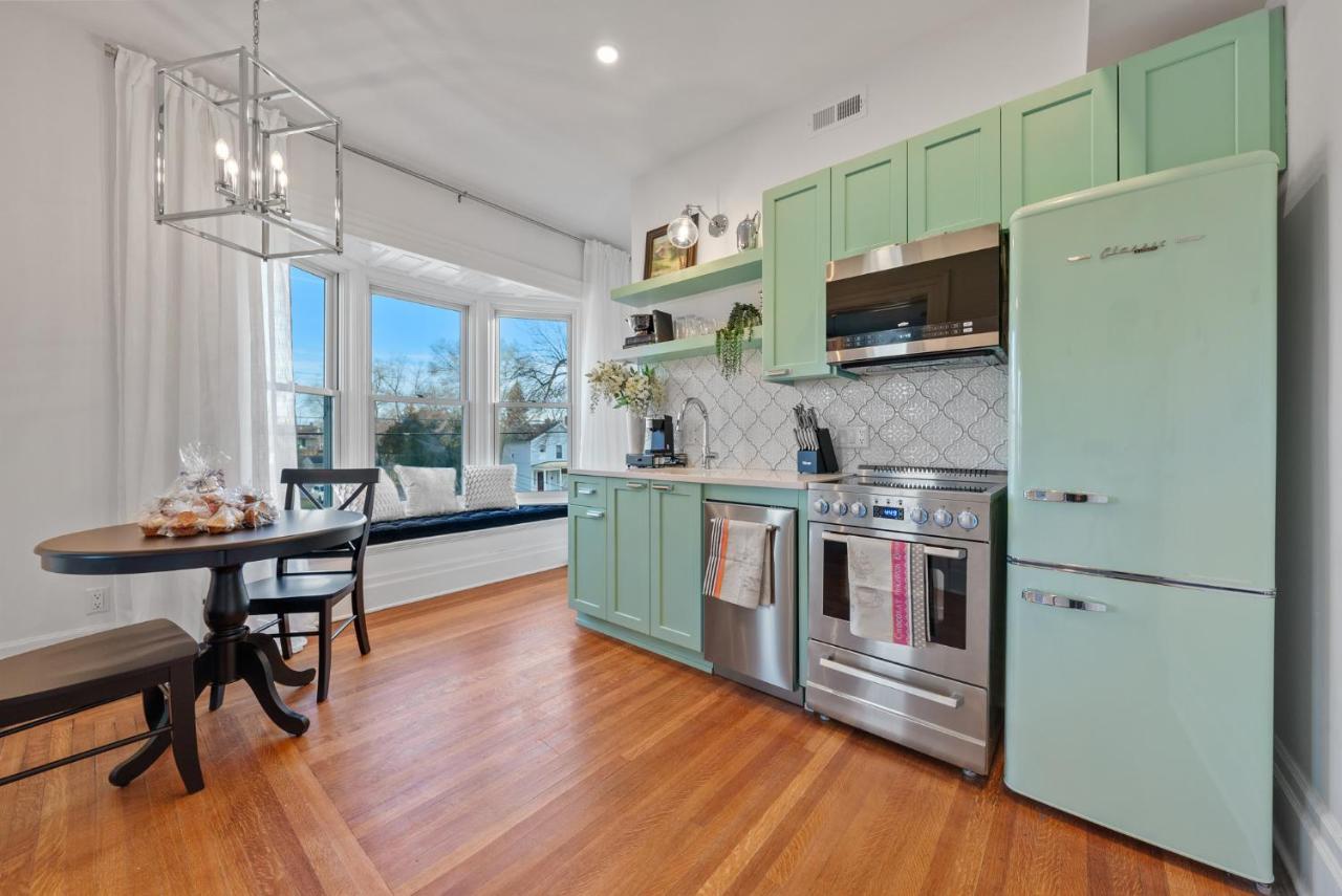 | Beautiful Condo close to Saucy Brew Works - G