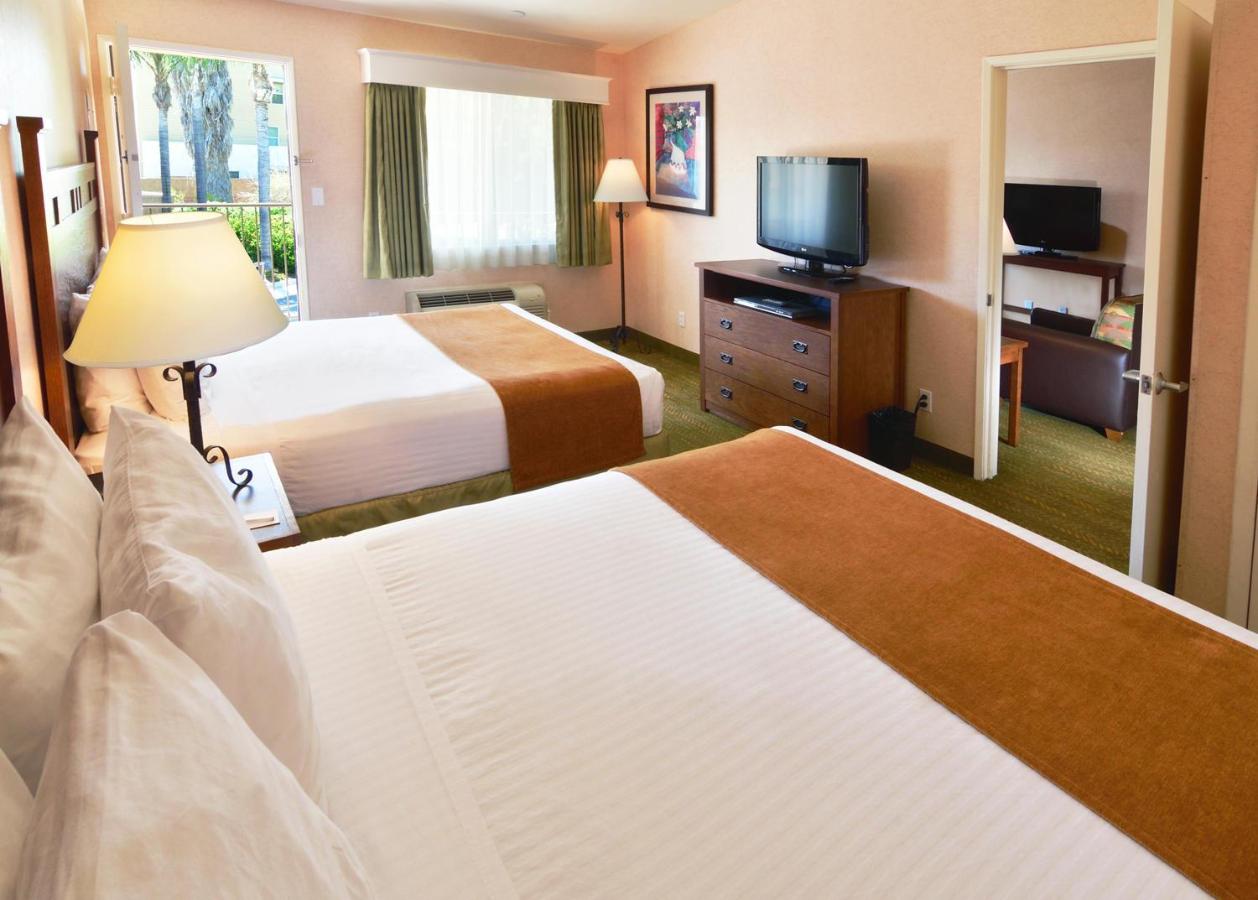 Queen Suite with Queen Beds - Non-Smoking at Lamplighter Inn & Suites at SDSU