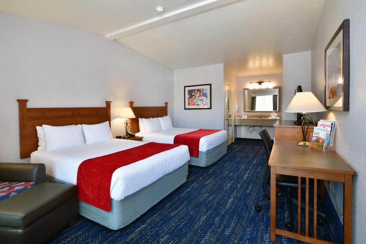 Queen Room with Two Queen Beds at Lamplighter Inn & Suites at SDSU