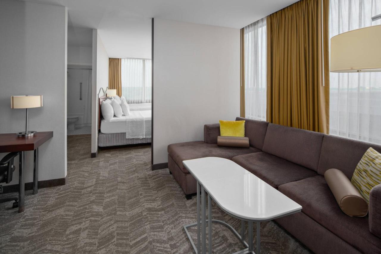  | SpringHill Suites Chicago O'Hare by Marriott