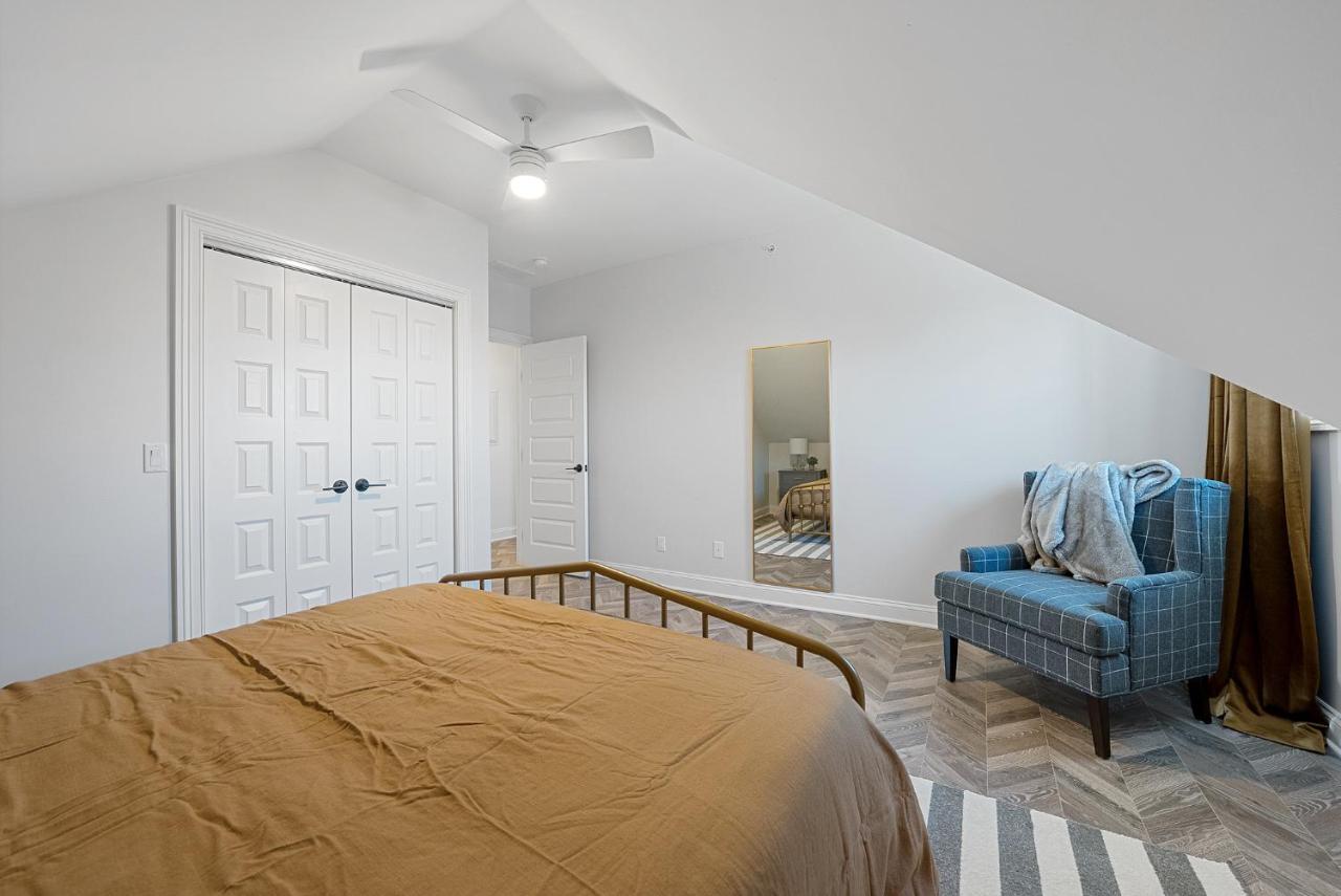  | MINUTES FROM CEDAR POINT - Beautiful 4 Bedroom Condo - J