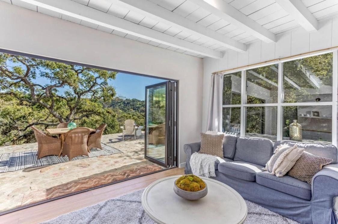 | Santa Barbara Botanical Cabin