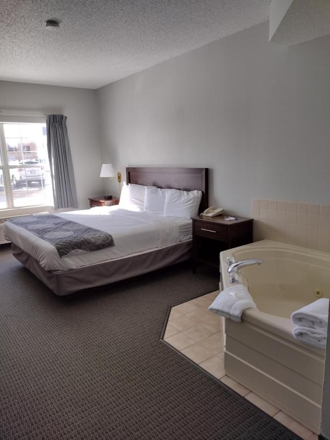 | Hastings Country Inn