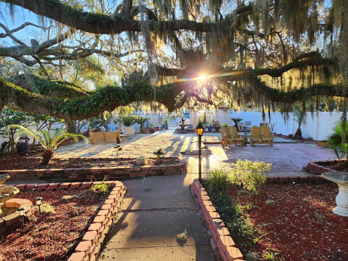 | Tybee Island Inn Bed & Breakfast