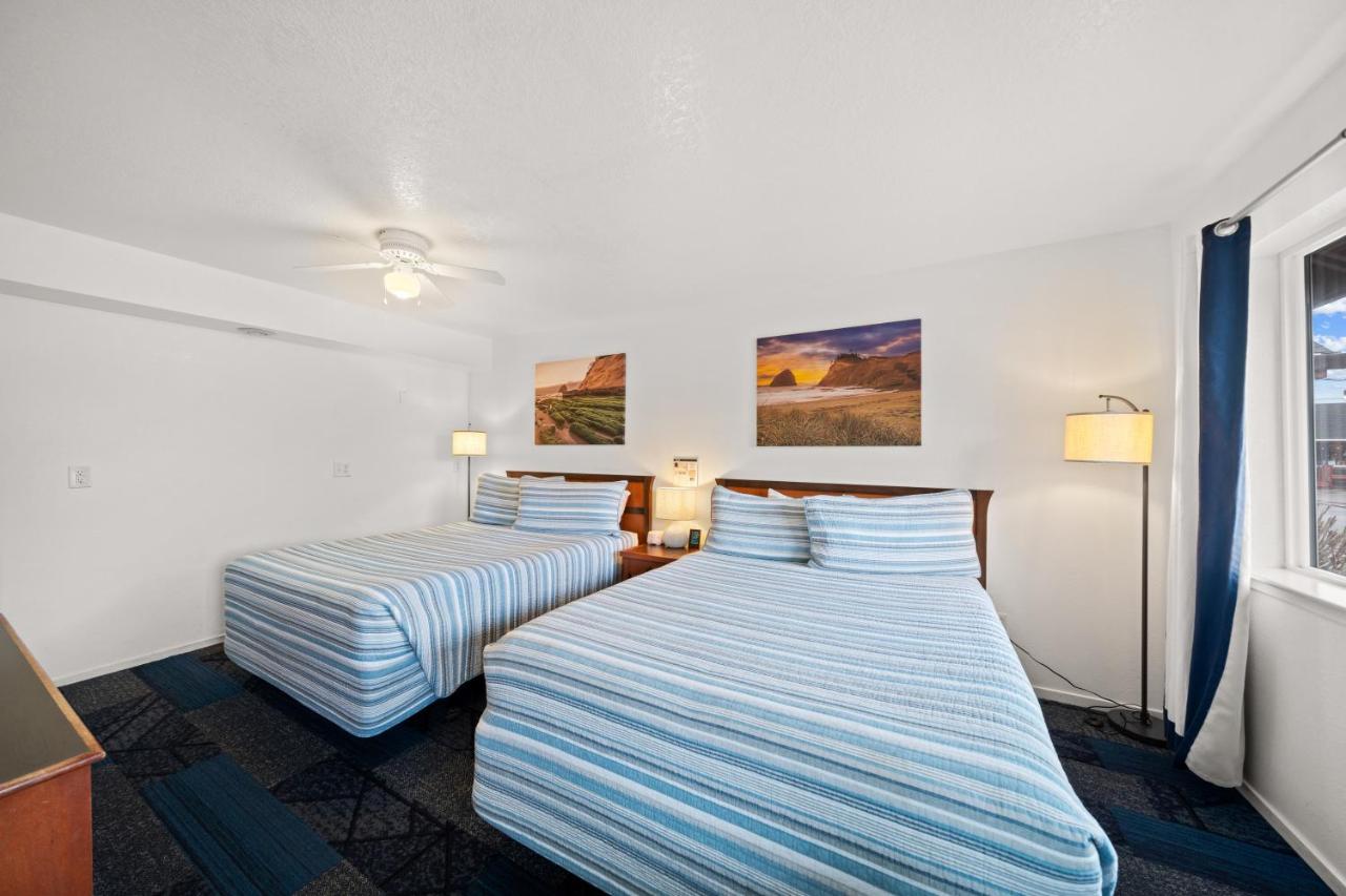 | Surf & Sand Inn