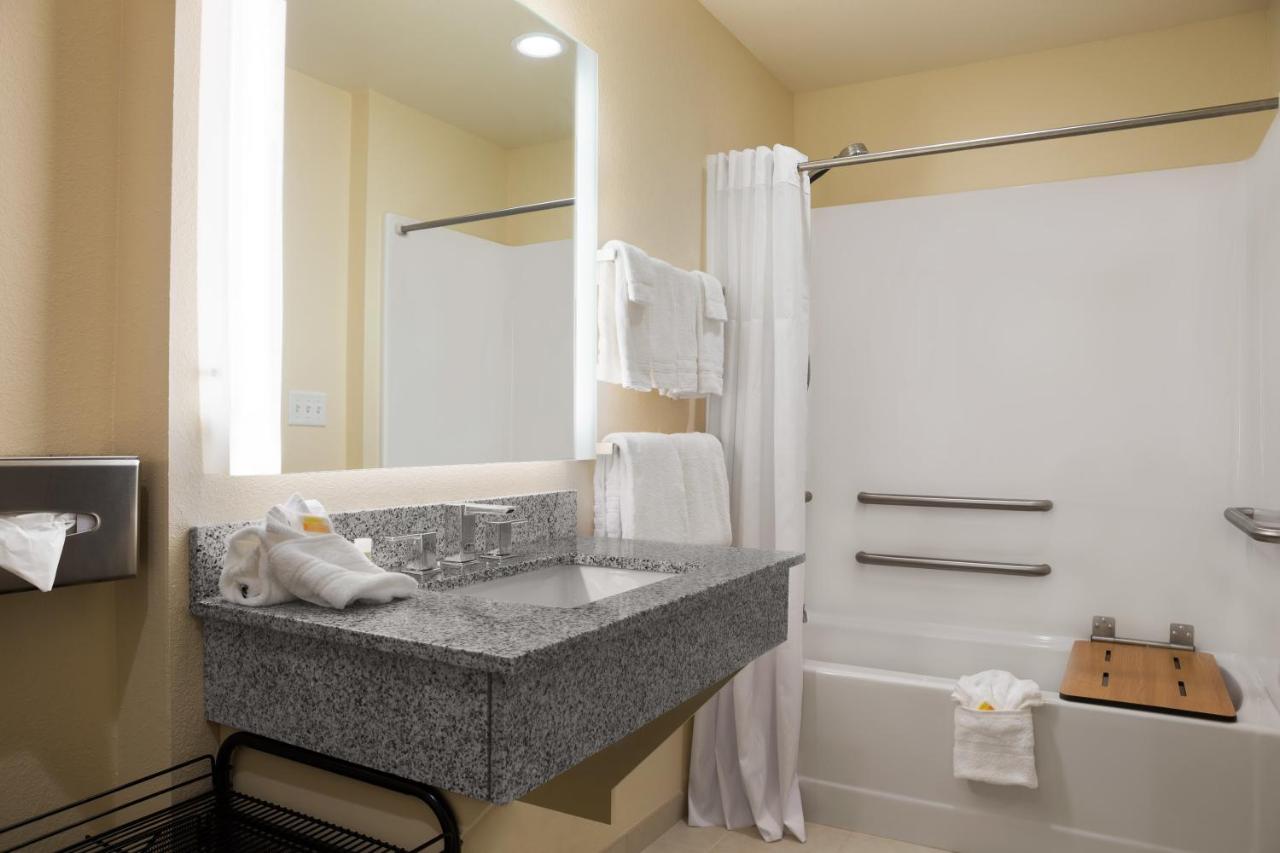 Studio King Suite - Accessible/Non-Smoking at Days Inn & Suites by Wyndham Caldwell