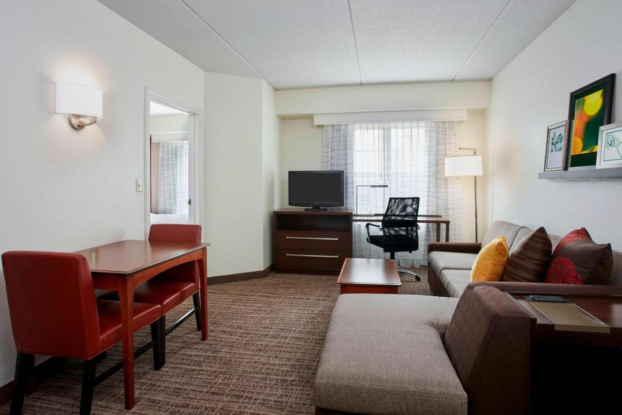 One-Bedroom Suite with Sofa Bed at Residence Inn by Marriott Chicago Schaumburg/Woodfield Mall
