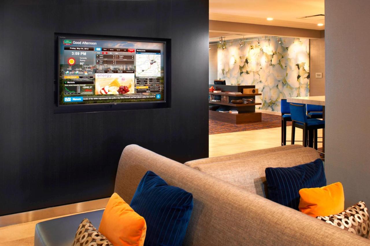 | Courtyard by Marriott Cincinnati-Covington