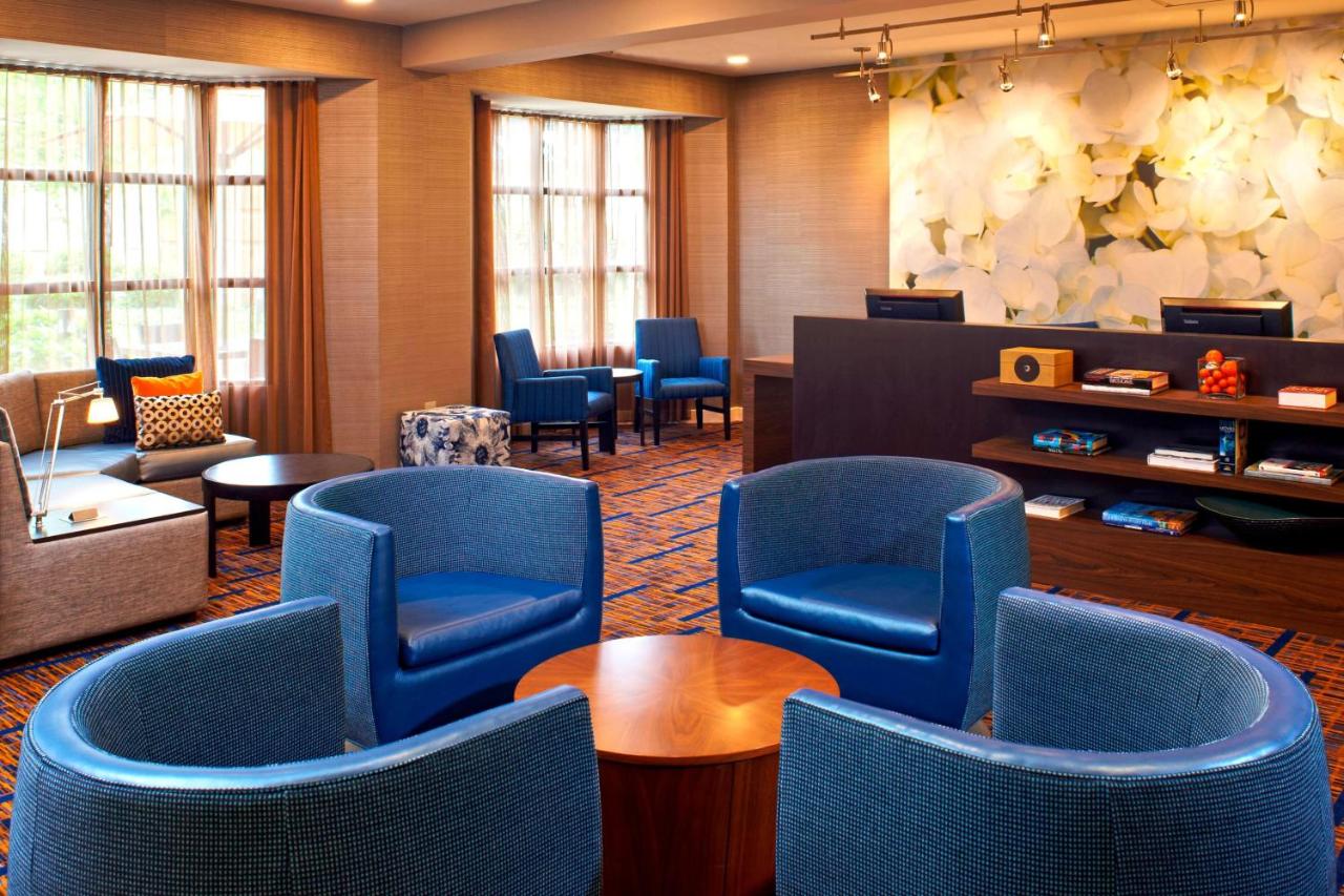 | Courtyard by Marriott Cincinnati-Covington