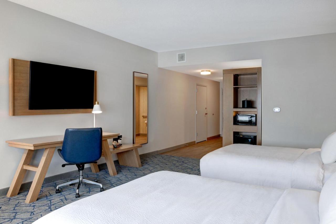 | Fairfield by Marriott Inn & Suites Minneapolis Downtown