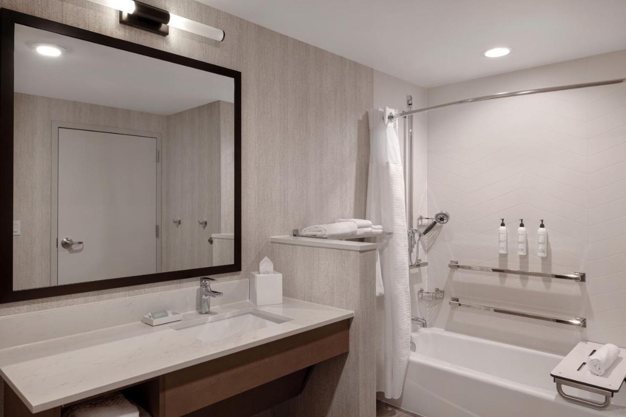 | Fairfield by Marriott Inn & Suites Minneapolis Downtown