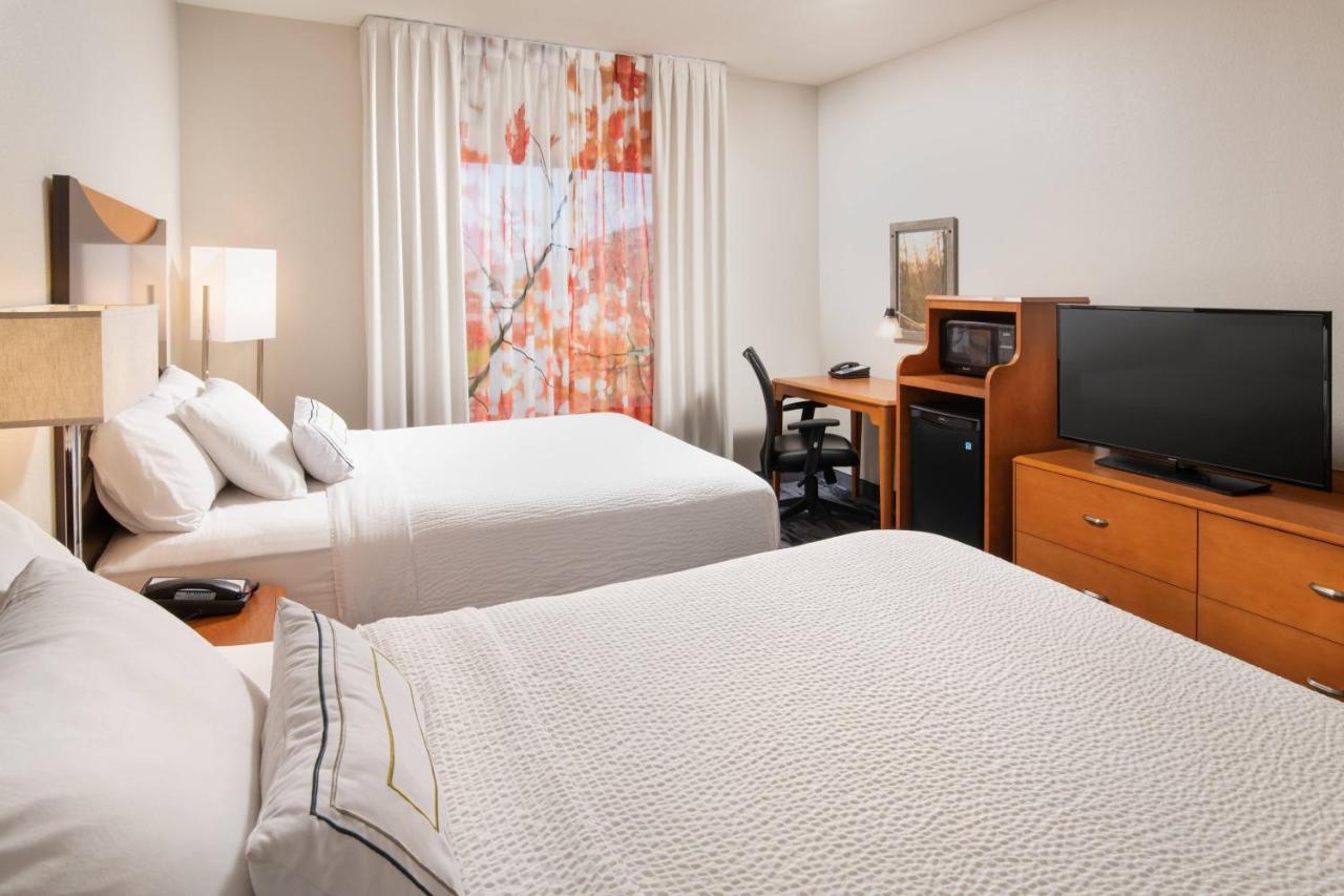 Queen Room with Two Queen Beds and Adapted Tub - Mobility Accessible at Fairfield Inn & Suites Chattanooga I-24/Lookout Mountain