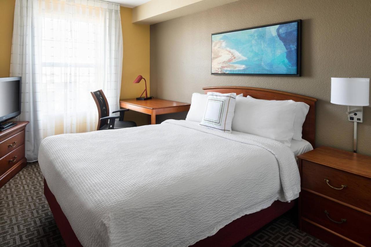 Two-Bedroom Suite at TownePlace Suites Los Angeles LAX/Manhattan Beach