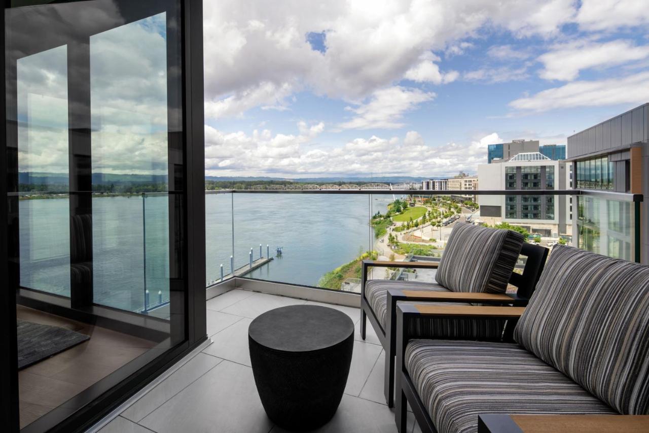 | AC Hotel by Marriott Vancouver Waterfront