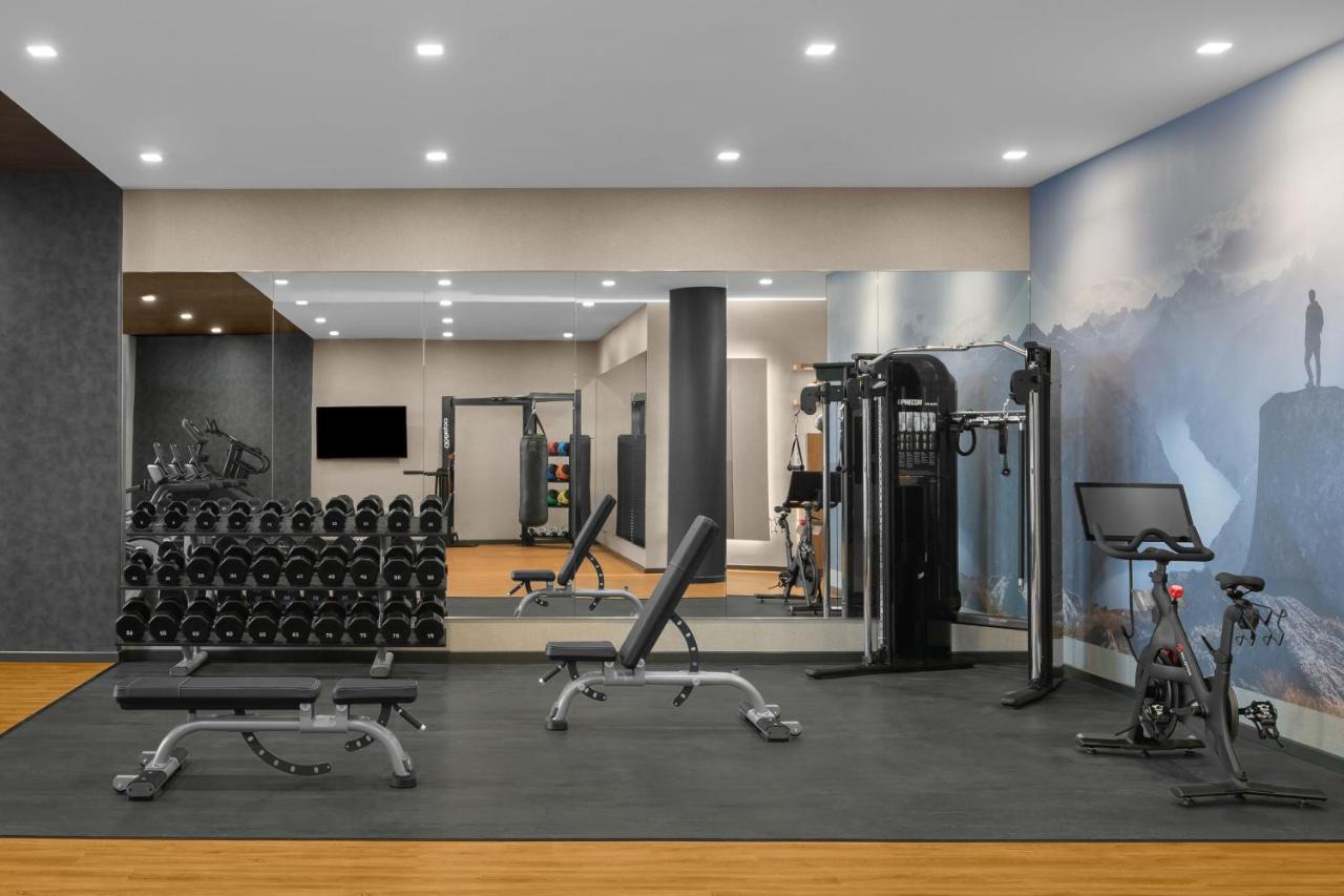| AC Hotel by Marriott Vancouver Waterfront