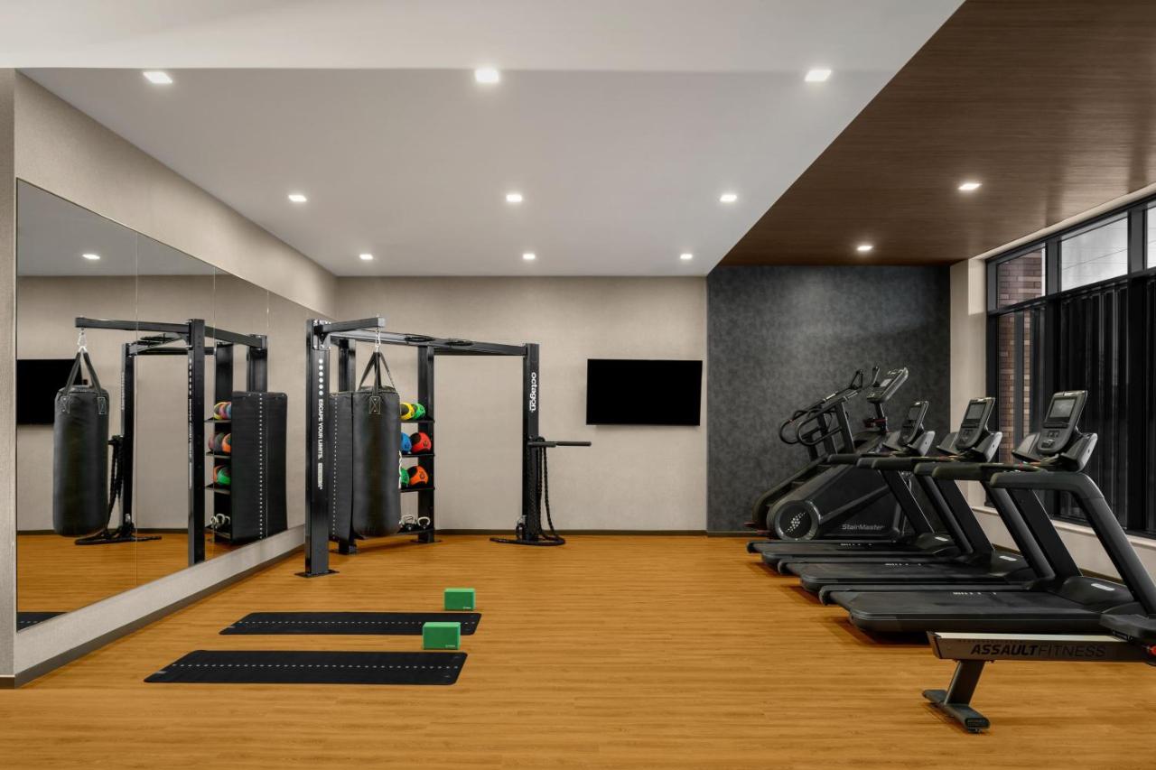 | AC Hotel by Marriott Vancouver Waterfront