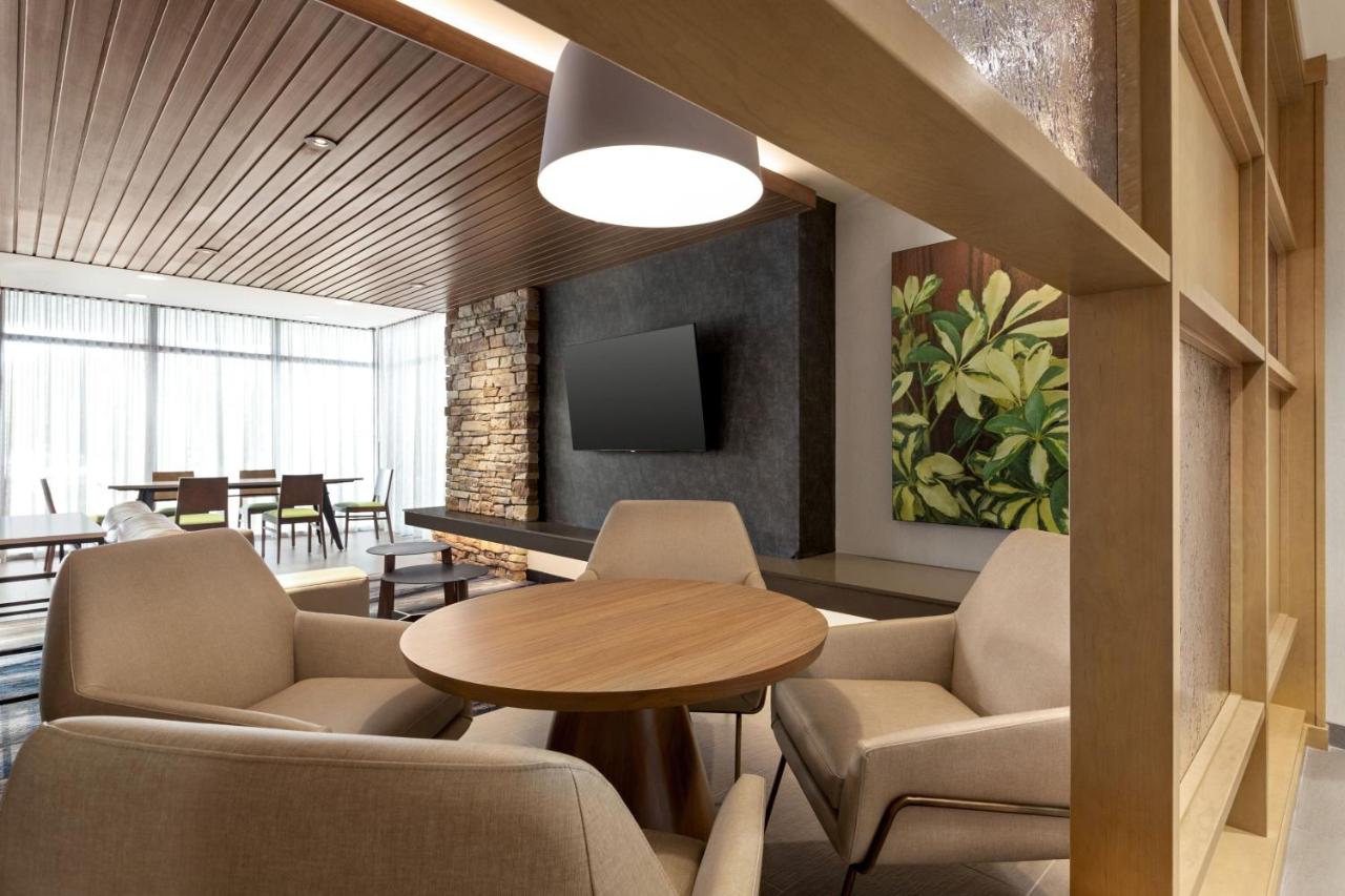 | Fairfield by Marriott Inn & Suites Bonita Springs