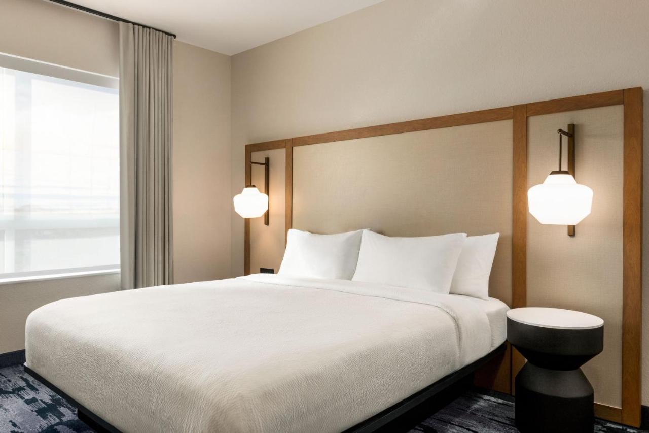 | Fairfield by Marriott Inn & Suites Bonita Springs