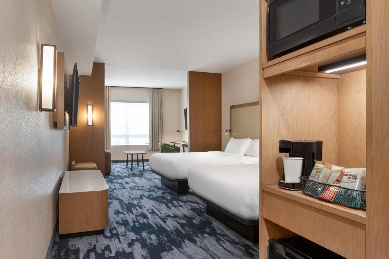 | Fairfield by Marriott Inn & Suites Bonita Springs