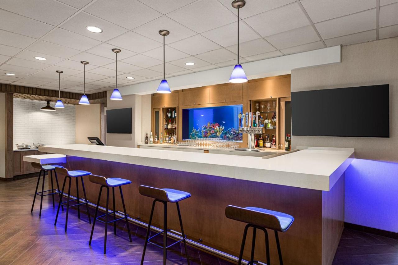 | Fairfield by Marriott Inn & Suites Bonita Springs