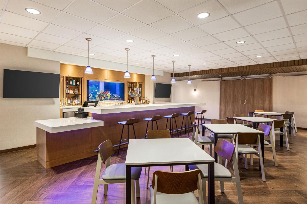 | Fairfield by Marriott Inn & Suites Bonita Springs