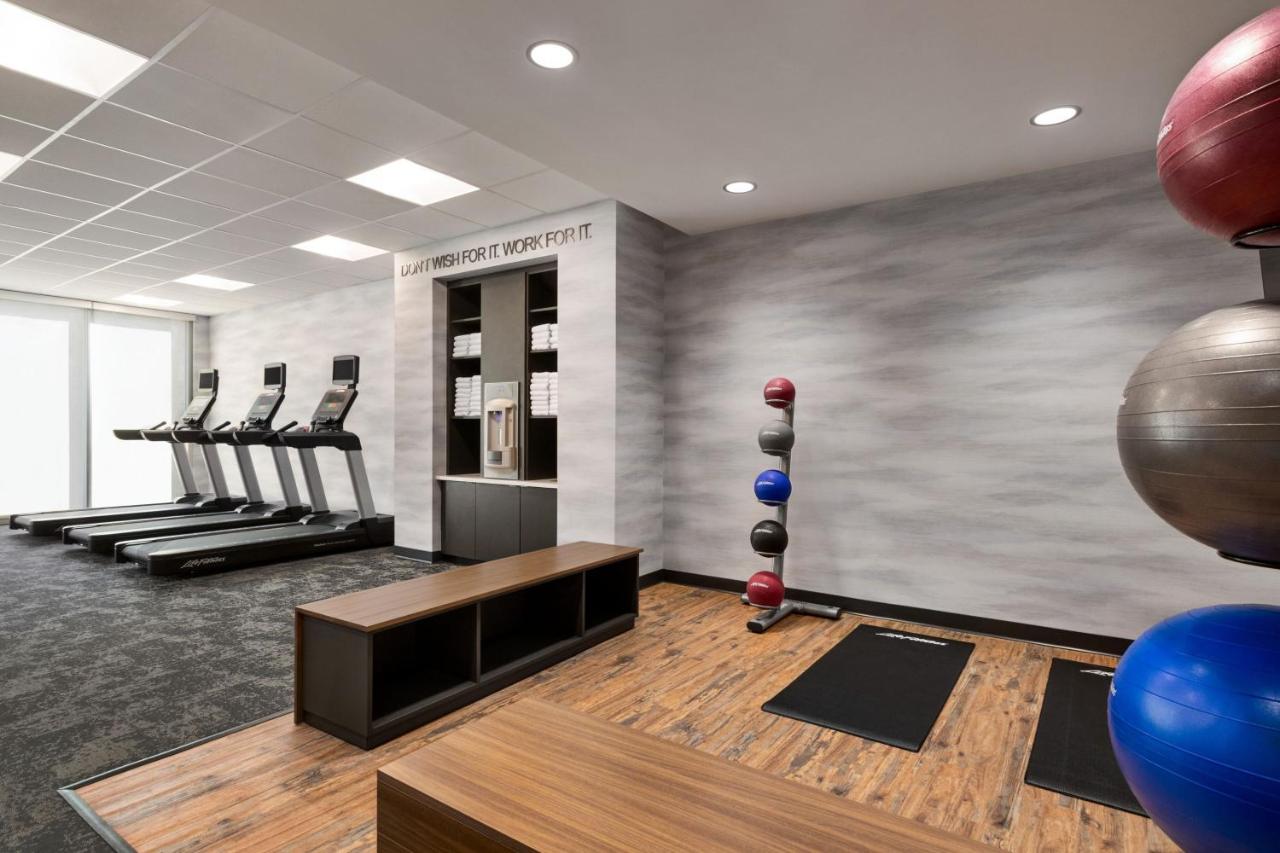 | Fairfield by Marriott Inn & Suites Bonita Springs