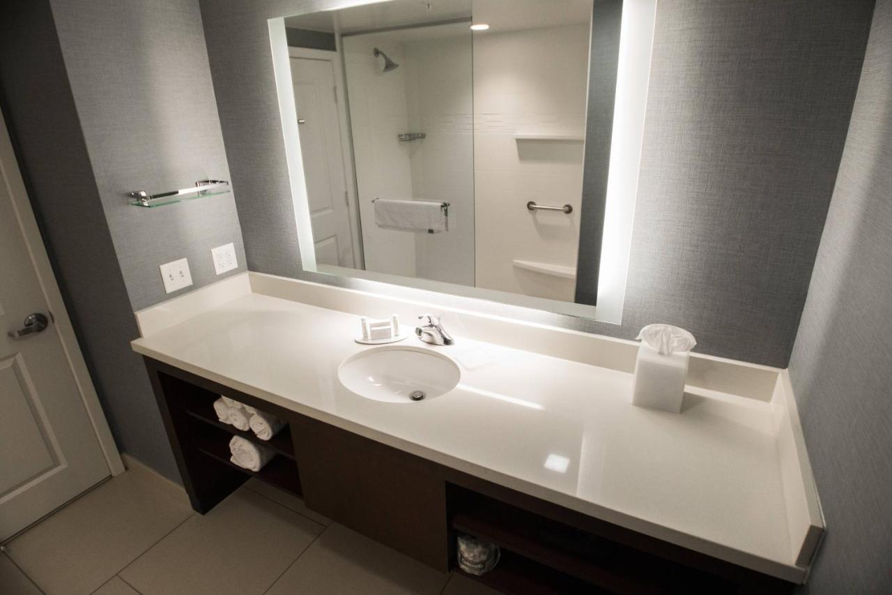 | Residence Inn by Marriott Omaha West