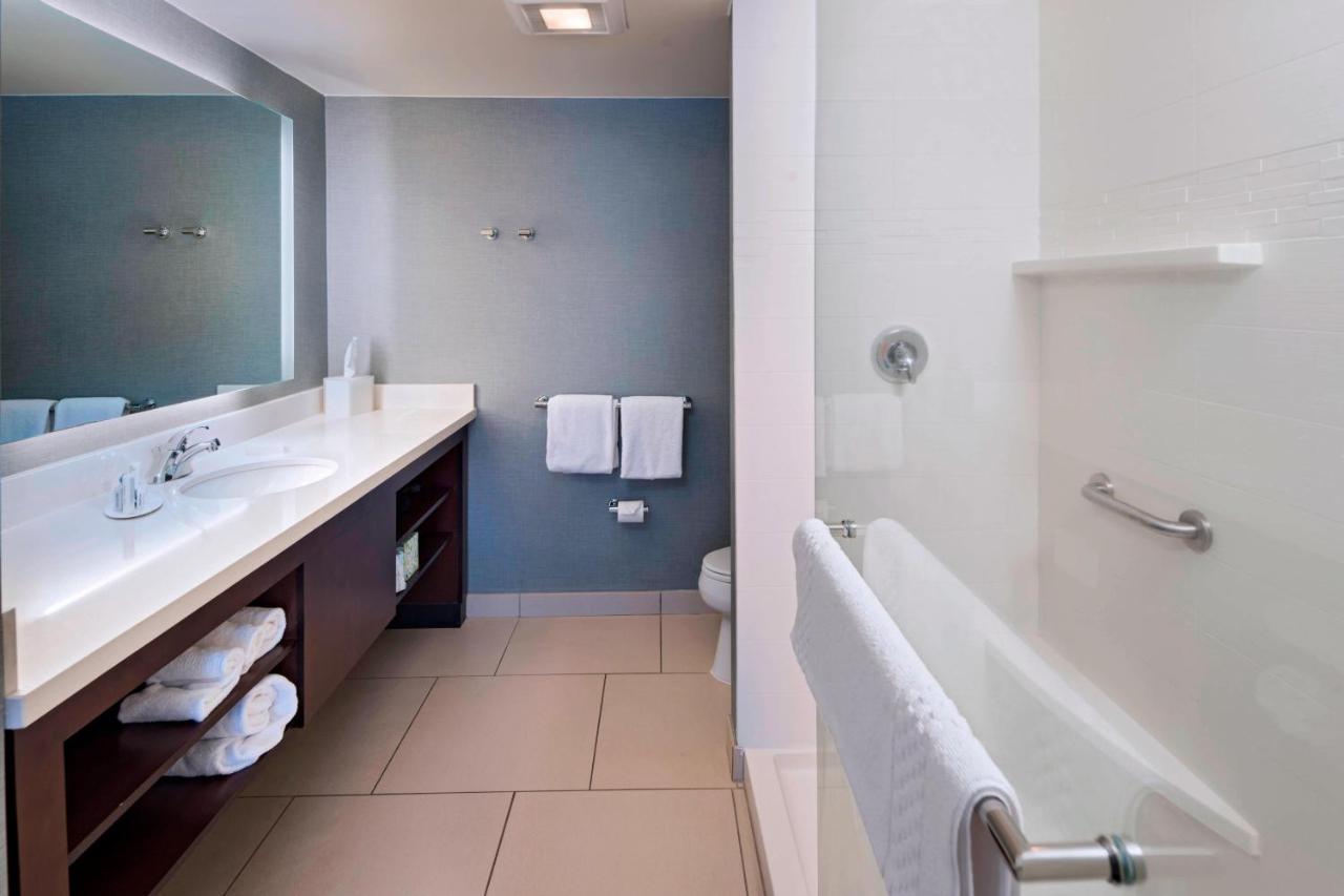 | Residence Inn Omaha West