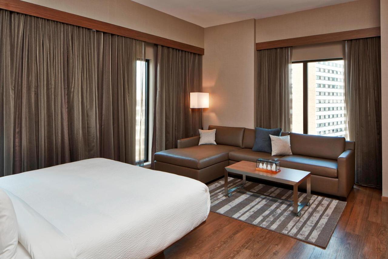  | AC Hotel by Marriott Minneapolis Downtown