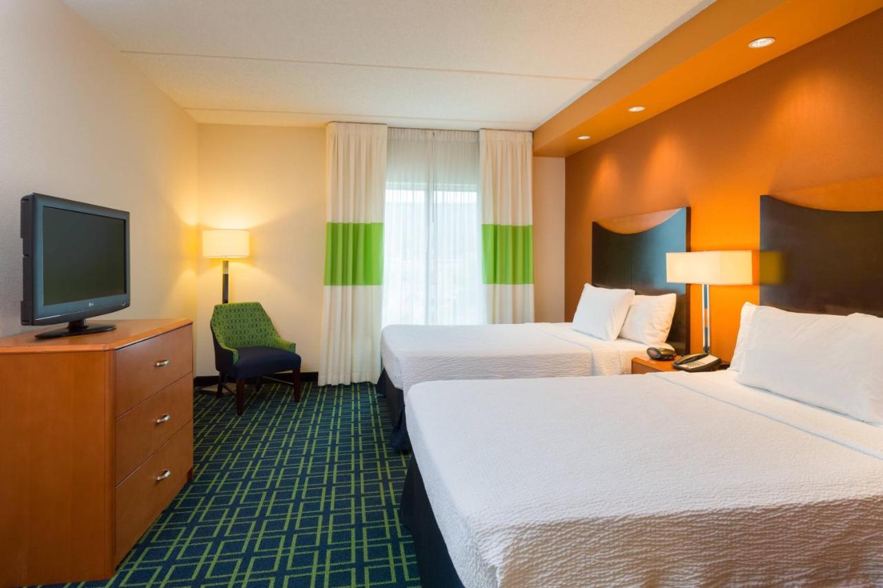 | Fairfield Inn & Suites Lock Haven