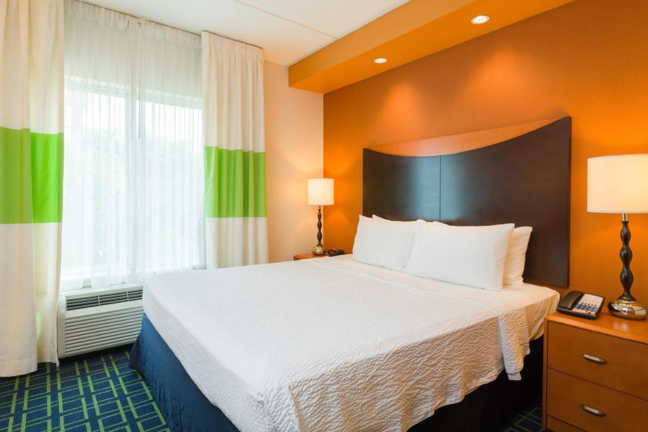 | Fairfield Inn & Suites Lock Haven
