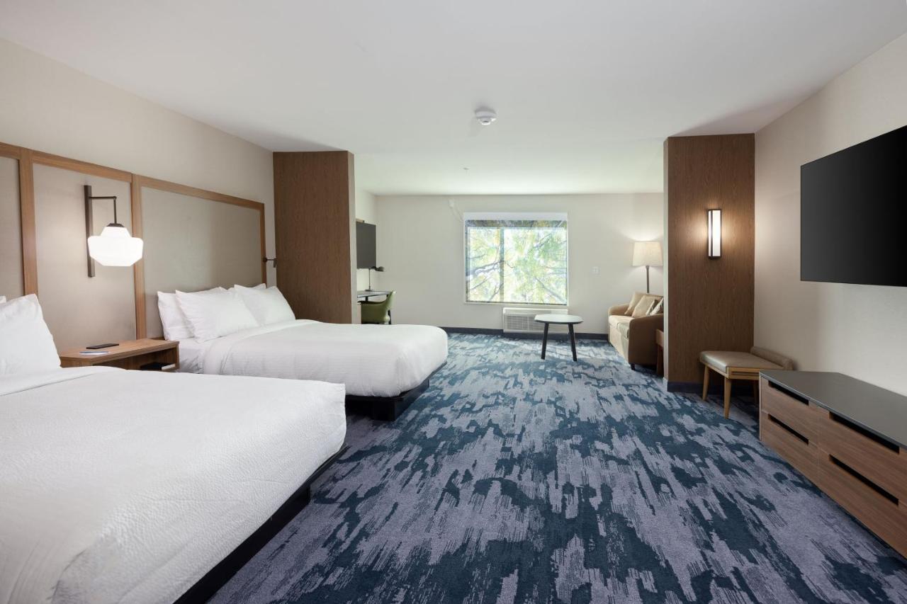 | Fairfield by Marriott Inn & Suites Canton Riverstone Parkway
