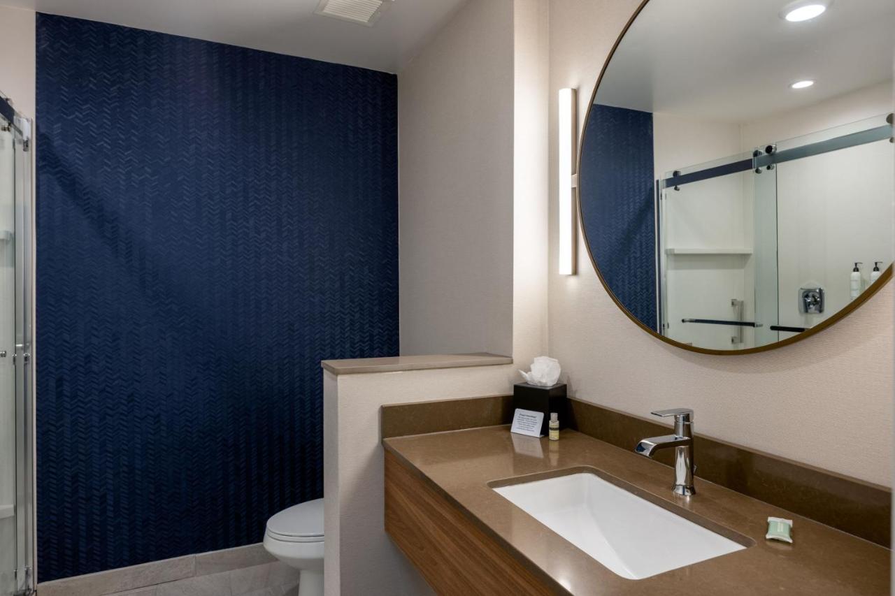 | Fairfield by Marriott Inn & Suites Canton Riverstone Parkway