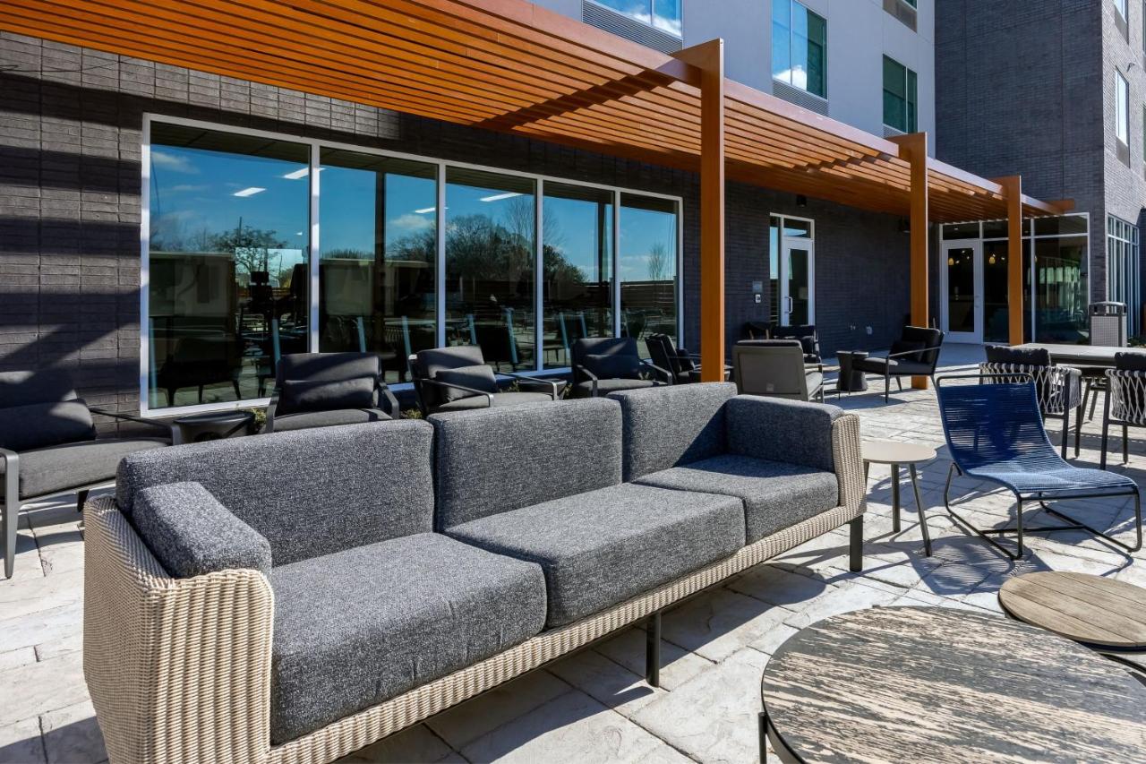 | Fairfield by Marriott Inn & Suites Canton Riverstone Parkway