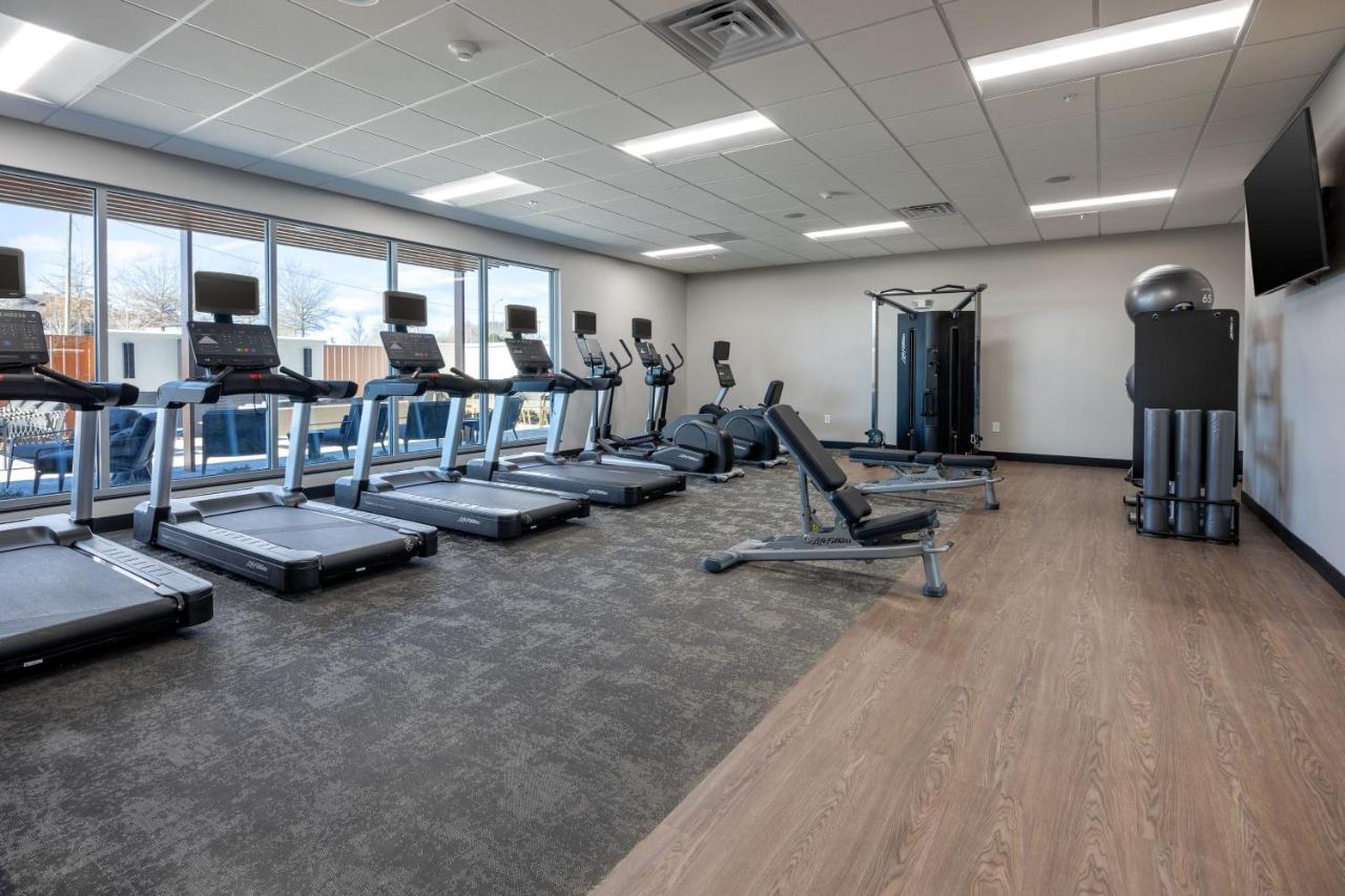 | Fairfield by Marriott Inn & Suites Canton Riverstone Parkway