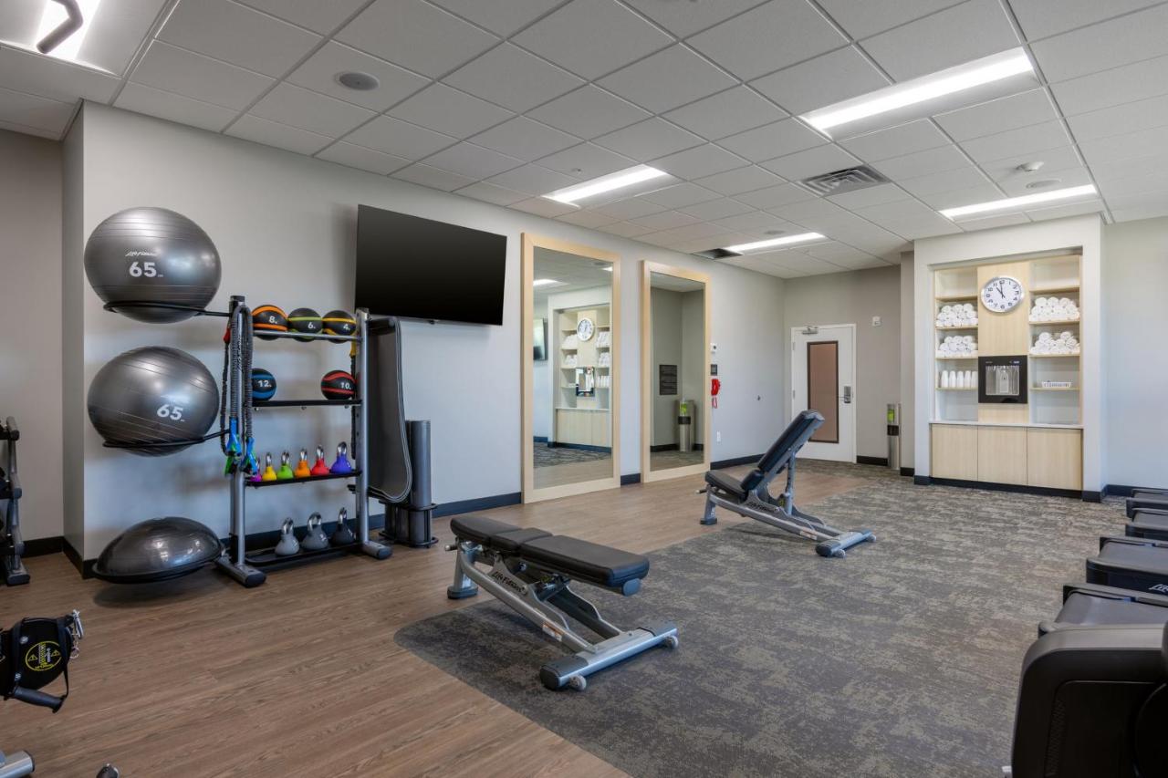| Fairfield by Marriott Inn & Suites Canton Riverstone Parkway