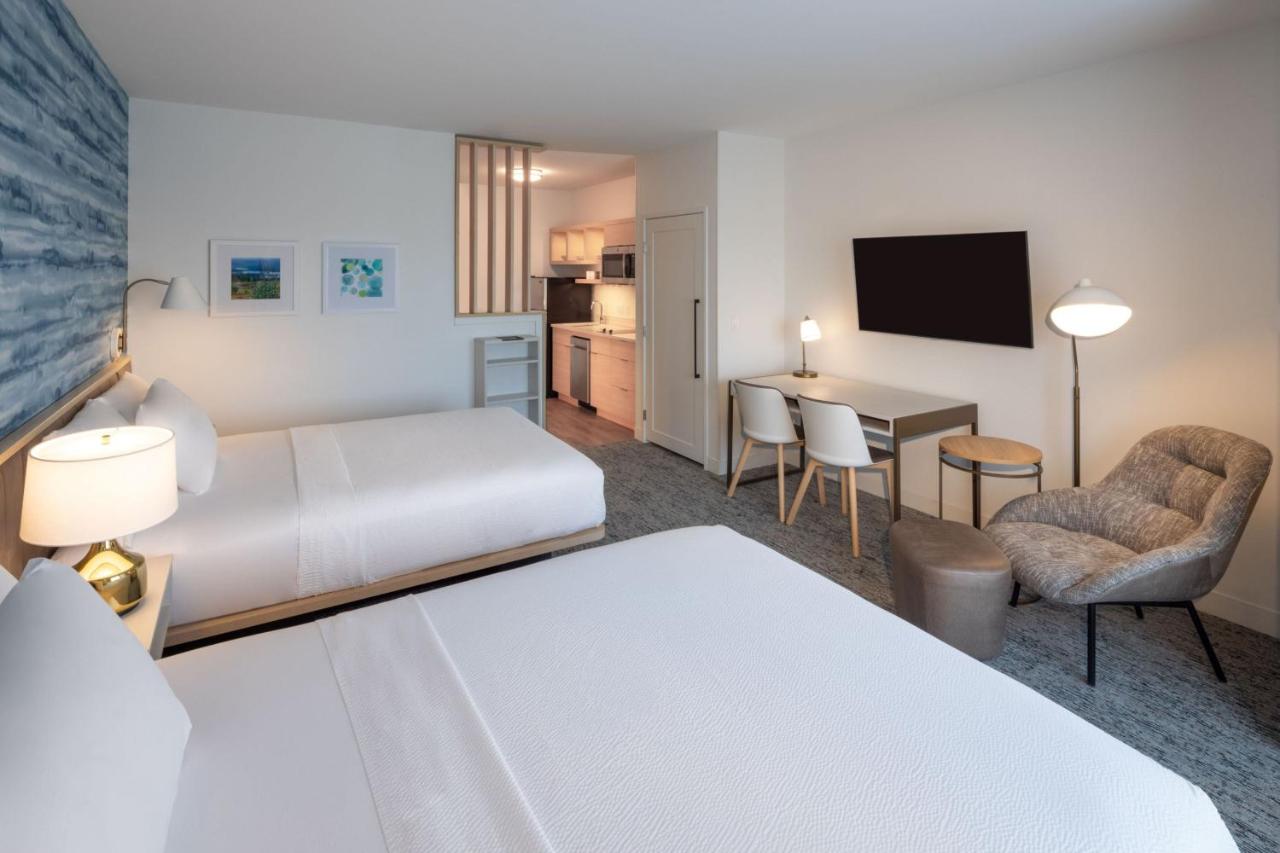 Studio with Two Queen Beds and City View - Hearing Accessible at TownePlace Suites by Marriott Ellensburg