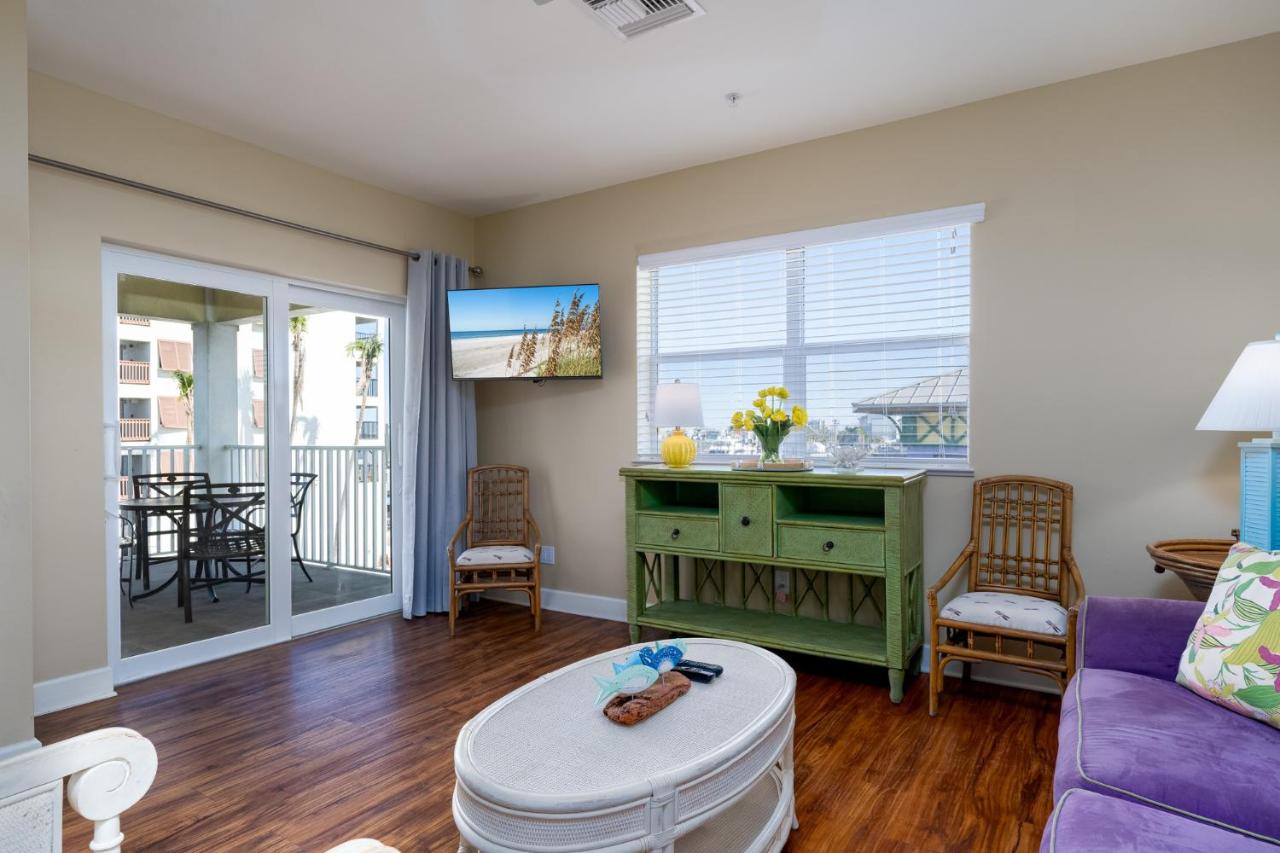 | Harbour House at the Inn 306
