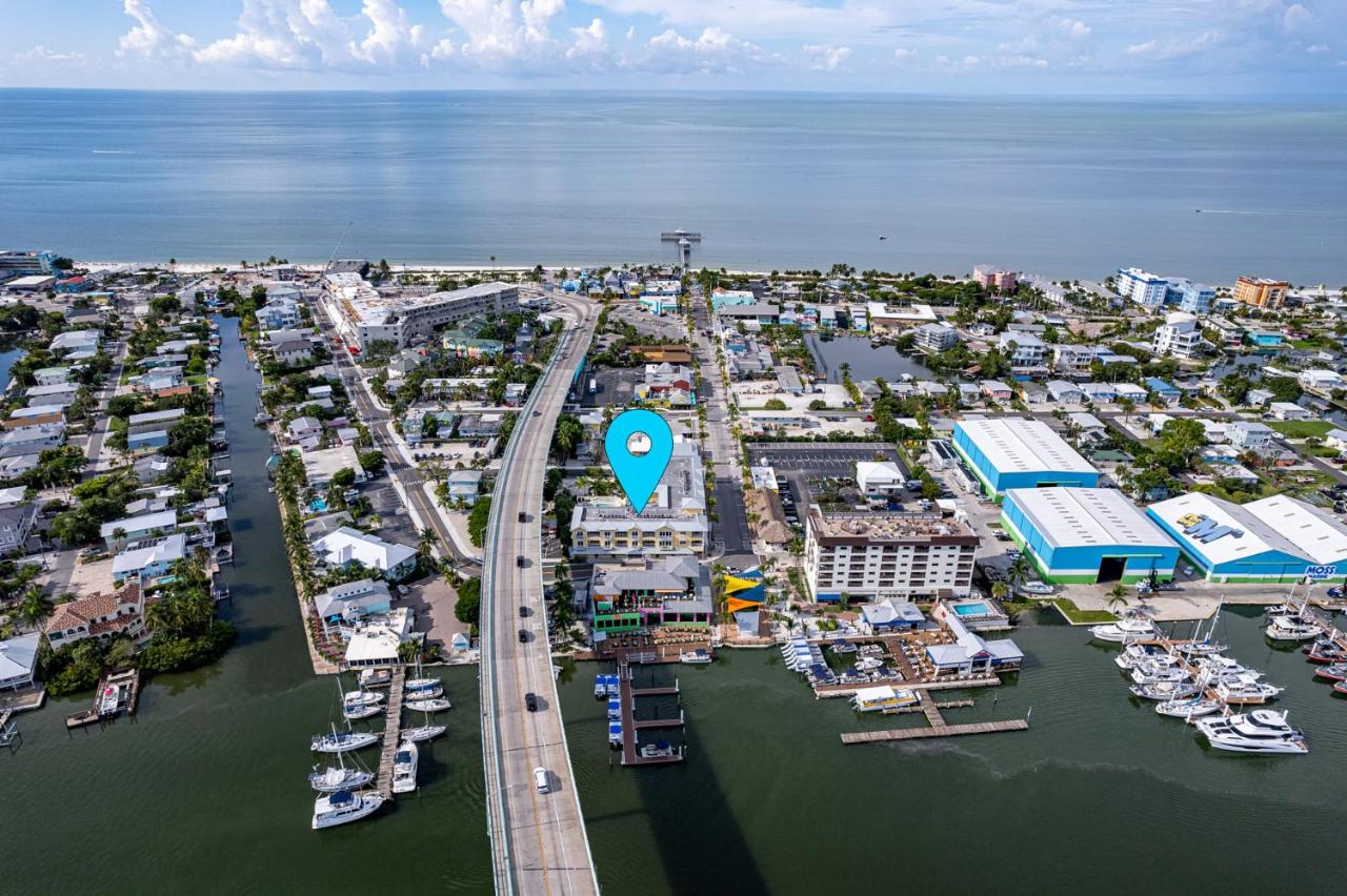 | Harbour House at the Inn 306