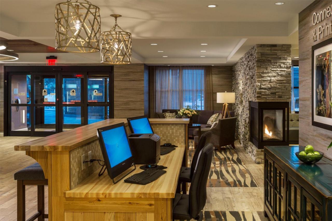 | Fairfield by Marriott Waterbury Stowe