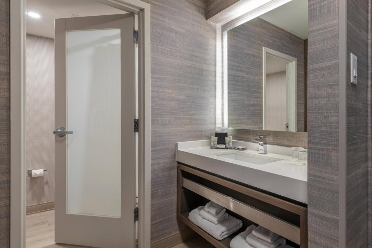 | Wichita Marriott