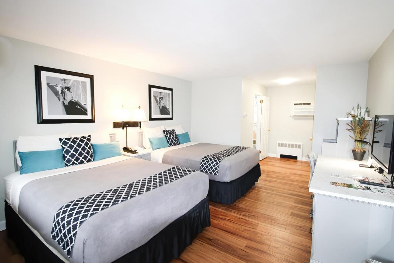 | Colonial Inn Seekonk