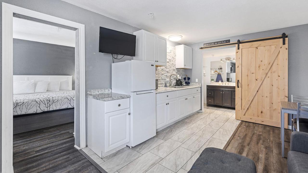 One-Bedroom Suite at GreenTree Inn of Prescott Valley